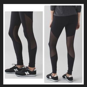 Lululemon Barre Star Pant *Full-On Luon
Black